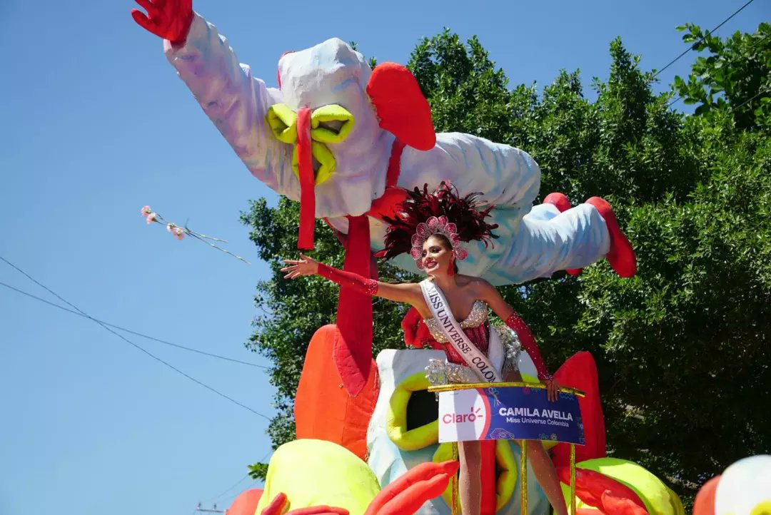jairovargasf's tweet photo. 20 años del Carnaval De Barranquilla 2024 ,Patrimonio Cultural e Inmaterial de la Humanidad.@Carnaval_SA @Unesco #barranquilla #colombia🇨🇴 #sudamérica 😃🎶🎸🎥🌎. https://t.co/Oug6oGB1rz