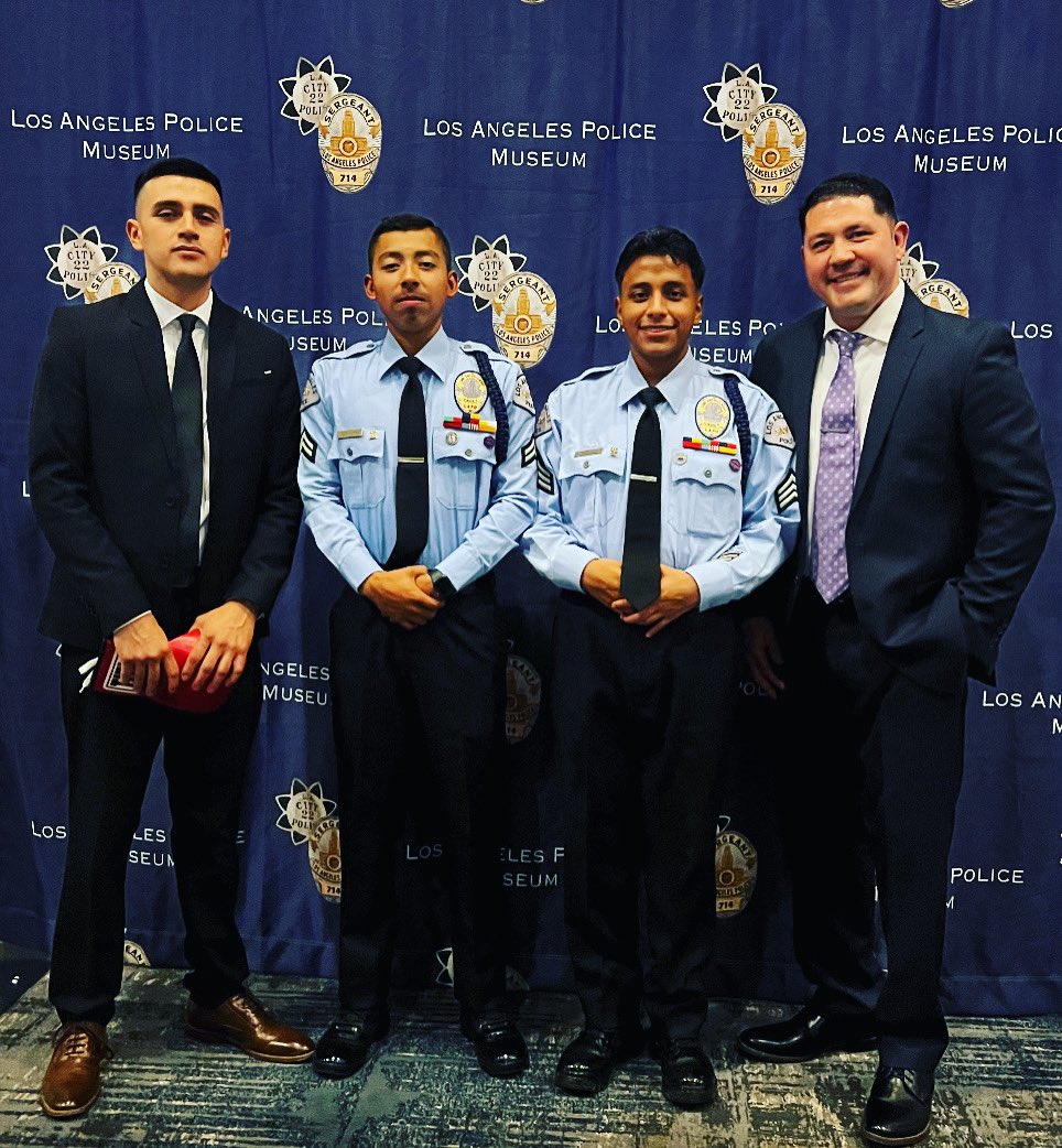 JNegrete2014's tweet image. Last night at the #JackWebb awards I got to interact with some amazing razor sharp @LAPD_Cadets. They were proudly representing @LAPDHQ @LAPDOutreach