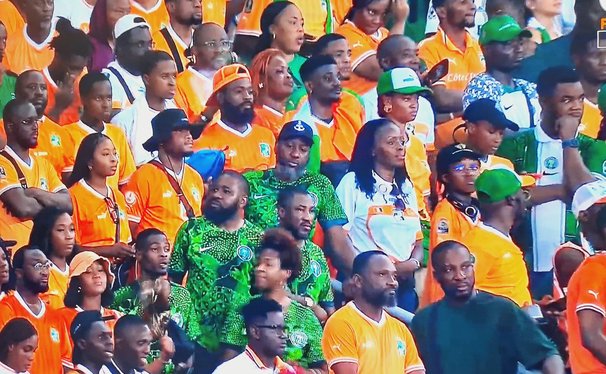 #AFCON2023 #sportitalia Vedere insieme tifosi nigeriani e ivoriani assieme è veramente fantastico