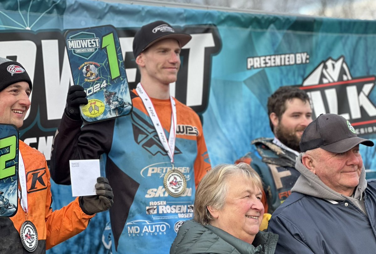 box3_racing's tweet photo. @Petersen112 SWEEPS THE WEEKEND AT PLYMOUTH!!! 

4 Heat Wins: ✅
4 Final Wins: ✅
Adam Musegades Memorial Win: ✅

👏👏👏👏 https://t.co/FXYu6LCVsq