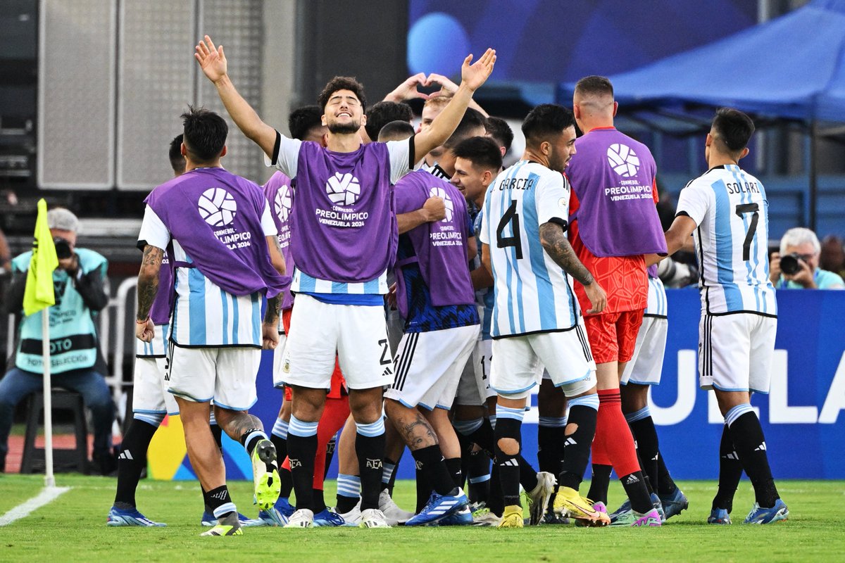 fifaworldcup_es's tweet photo. 🇦🇷 ARGENTINA ESTARÁ EN PARÍS 2024 👏

@Argentina | @JuegosOlimpicos https://t.co/28PZF7b1kQ