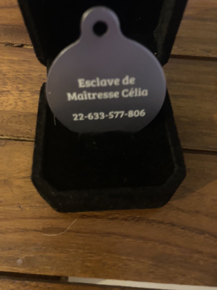 MaitresseCelia's tweet photo. Demain le jour tant attendu pour polichinelle ! Remise de sa médaille &amp;son petit plug . @polichinelle18 https://t.co/b2B1Jyl3zx
