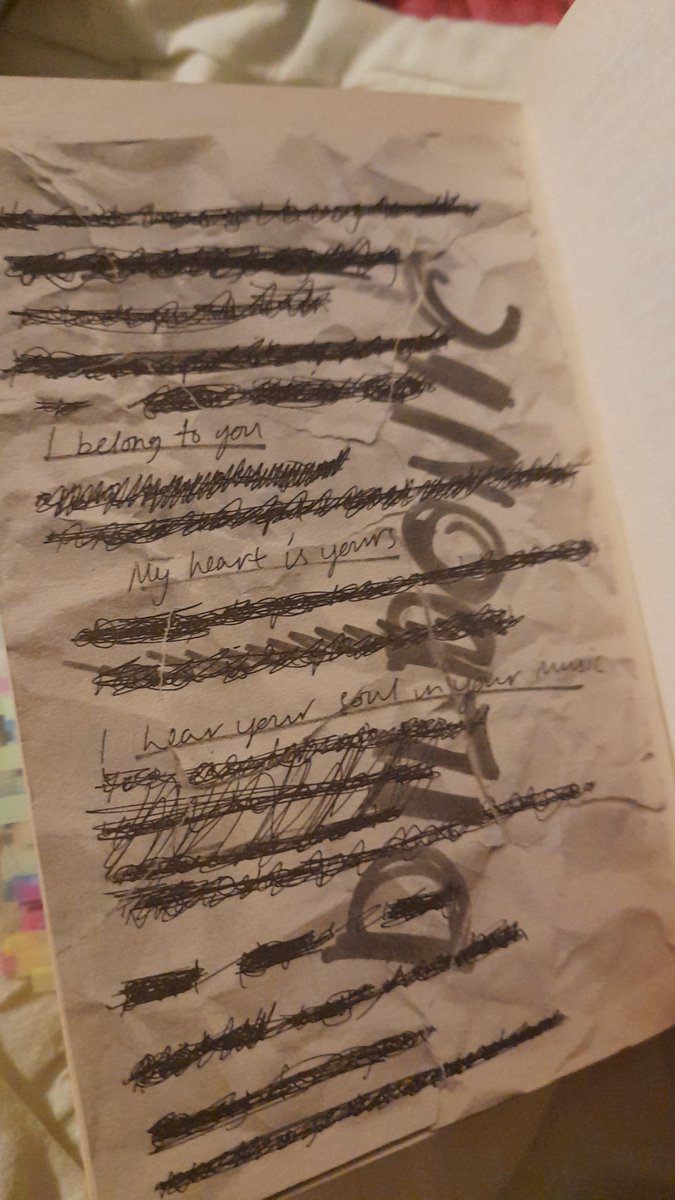 Margo_Silin's tweet photo. It's my mind after reading this book..
#love #hard #story https://t.co/ToDy2anw4q