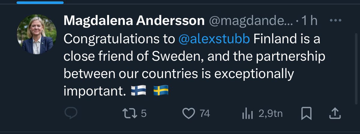 Världens enda svenskspråkiga president hade man ju kunnat gratulera på… svenska.