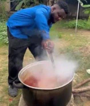 The Real Cookathon delivered by #IvoryCoast 😂😂😂😂😂😂😂 @PE_TeacherGh @baby_russia442 @cwobi