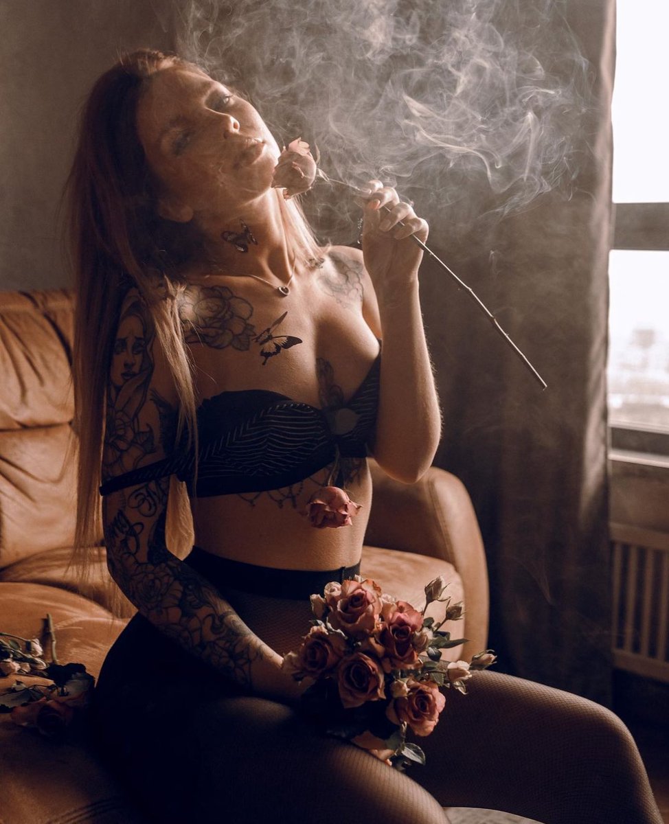 LoyalistsCurse's tweet photo. -𝑲𝒊𝒓𝒃𝒚 𝑹𝒆𝒔𝒄𝒉

“𝑌𝑜𝑢’𝑟𝑒 𝑎 𝑤𝑎𝑟𝑟𝑖𝑜𝑟, 𝑤𝑎𝑟𝑟𝑖𝑜𝑟𝑠 𝑑𝑜𝑛’𝑡 𝑔𝑖𝑣𝑒 𝑢𝑝 𝑎𝑛𝑑 𝑡ℎ𝑒𝑦 𝑑𝑜𝑛’𝑡 𝑏𝑎𝑐𝑘 𝑑𝑜𝑤𝑛.”

     𝑮𝒐𝒐𝒅 𝒈𝒊𝒓𝒍 𝒈𝒐𝒏𝒆 𝒃𝒂𝒅. |𝑶𝑪|𝑴𝒂𝒇𝒊𝒂 𝑺𝑳
             #𝑴𝒂𝒊𝒅𝒆𝒏 #𝑽𝒆𝒙𝑭𝒂𝒎𝒊𝒍𝒚
                    ♡ + ↻ https://t.co/ZPgXb82hwD