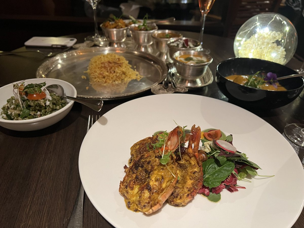 LucindasIreland's tweet image. It’s always a fabulous evening in @RasamRestaurant  Just dream of the spices - those jumbo prawns, duck roll, palak paneer, vegetarian thali and kulfi, to name but a few. #indianfood #indianrestaurant #topnotch #buzzing #glasthule #dublin #ireland