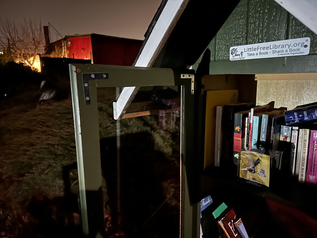 Space Monkey tweet media