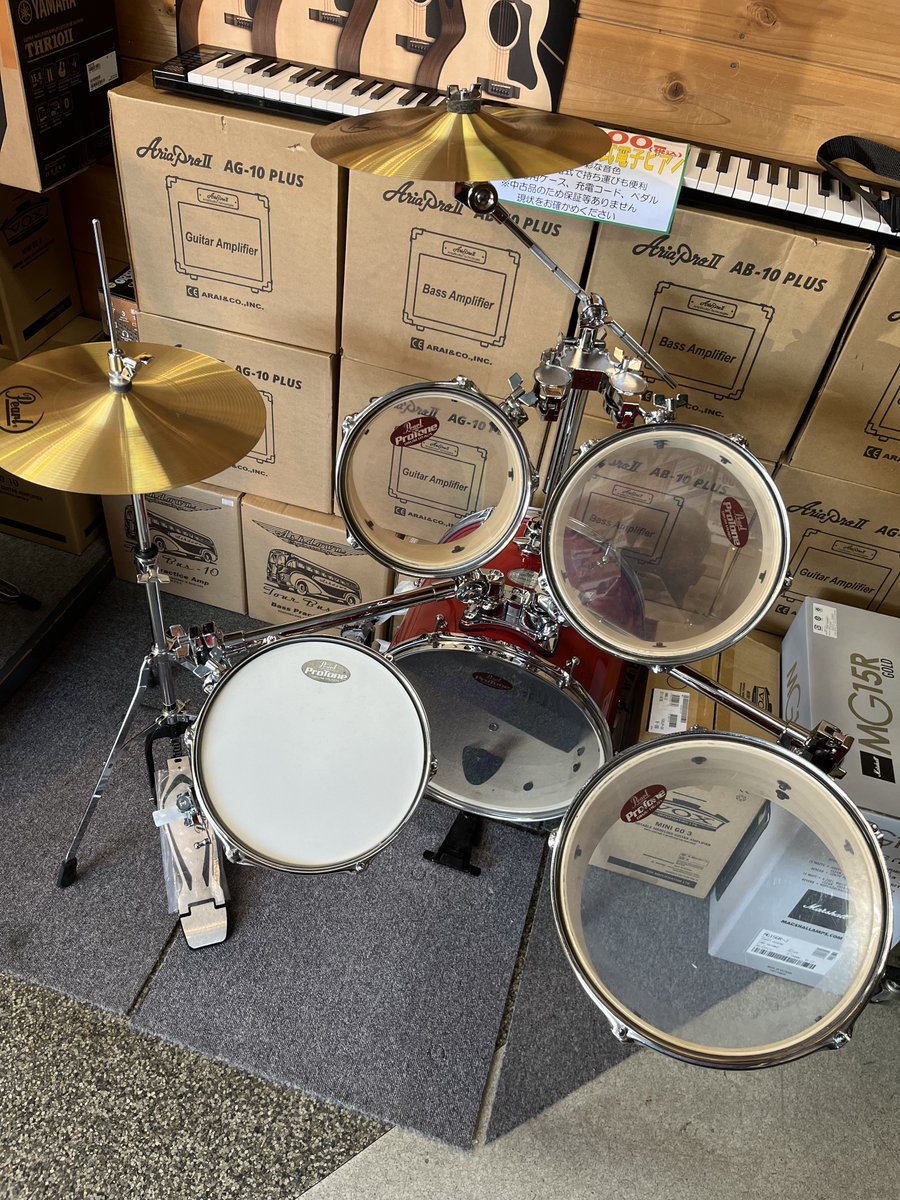 WAVE1_SHOP's tweet photo. 見逃し厳禁!#決算 特価商品をご紹介!#Pearl #リズムトラベラー #RT645 N/C 展示品チョイ傷特価で放出!税込¥50,000-でいきます!早い者勝ち!
#千葉 #WAVE1 #楽器屋 #楽器店 #ウェーブワン #ドラム https://t.co/pft4VTtryf