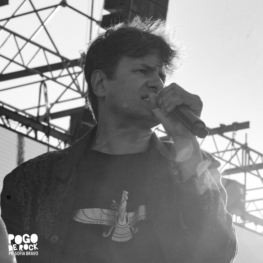Pogo de Rock (@pogoderock) on Twitter photo Postales de <a href="/ciroylospersas/">Andres Ciro Martinez</a> en el <a href="/Cosquin_Rock/">Cosquín Rock</a>
#CosquinRock #Ciro
Todas las fotos del segundo día del festival
pogoderock.com.ar/cosquin-rock-e… Postales de <a href="/ciroylospersas/">Andres Ciro Martinez</a> en el <a href="/Cosquin_Rock/">Cosquín Rock</a>
#CosquinRock #Ciro
Todas las fotos del segundo día del festival
pogoderock.com.ar/cosquin-rock-e…