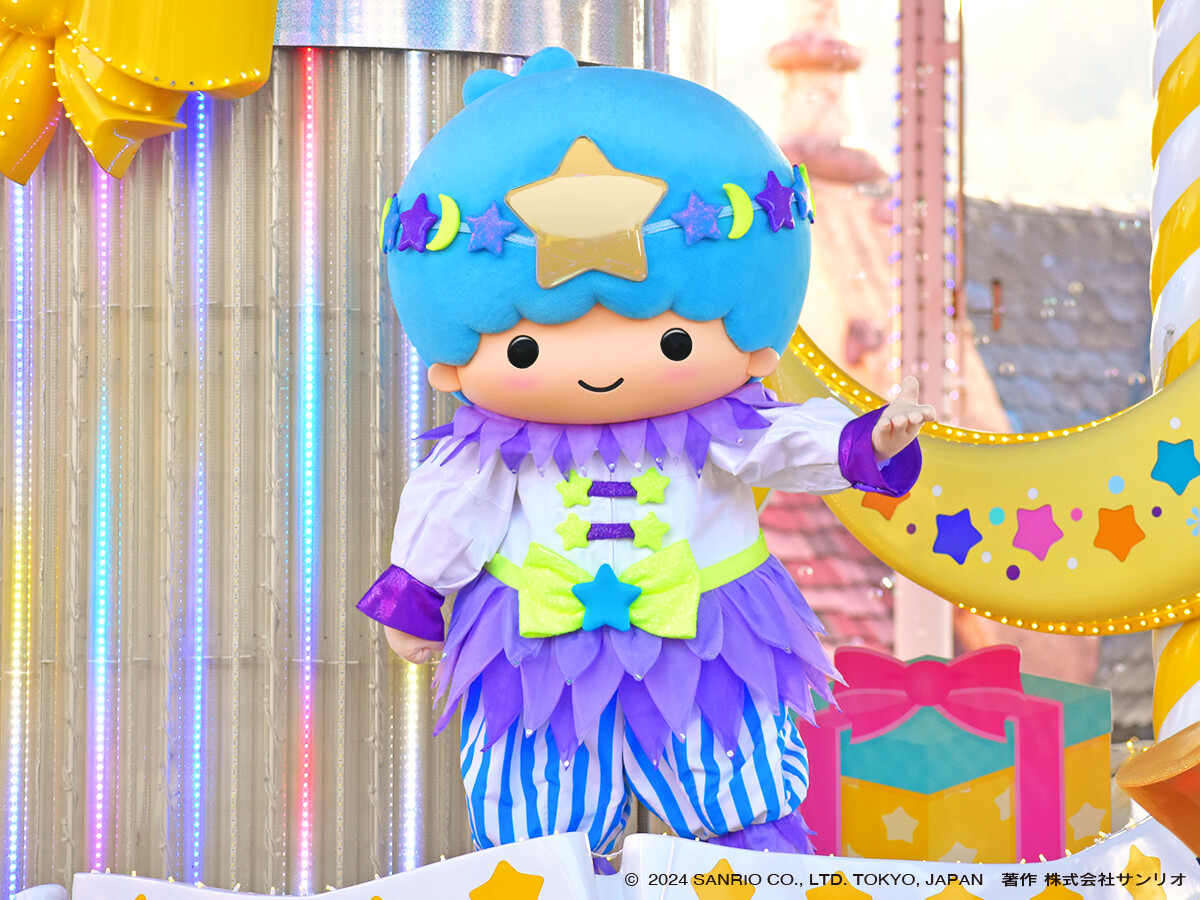 キキが出演する『パレードパラレル』は毎日上演しているよ♪ 園内