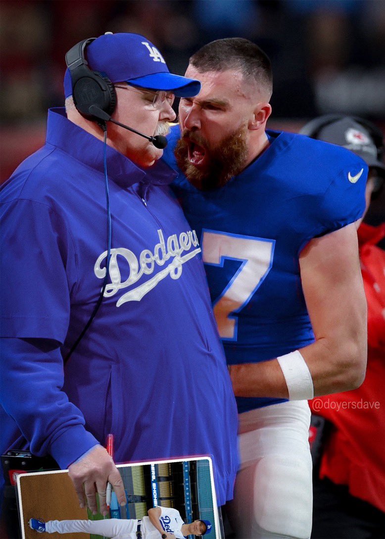 DoyersDave's tweet photo. “It’s offically Sho-Time!!” 
#Dodgers https://t.co/vm6zggDN5v