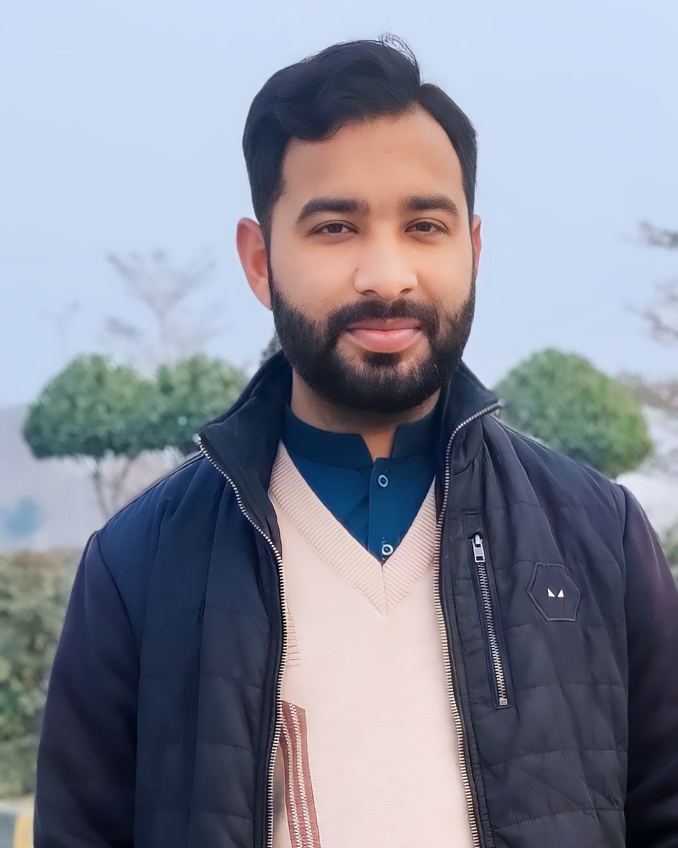 TufailFarid2's tweet image. قدم   قدم   پہ   رُلایا   ہمیں   مقدّر   نے 
ہم اُن کے شہر میں آئے تھے مسکرانے کو
پیر نصیر الدین نصیر رح