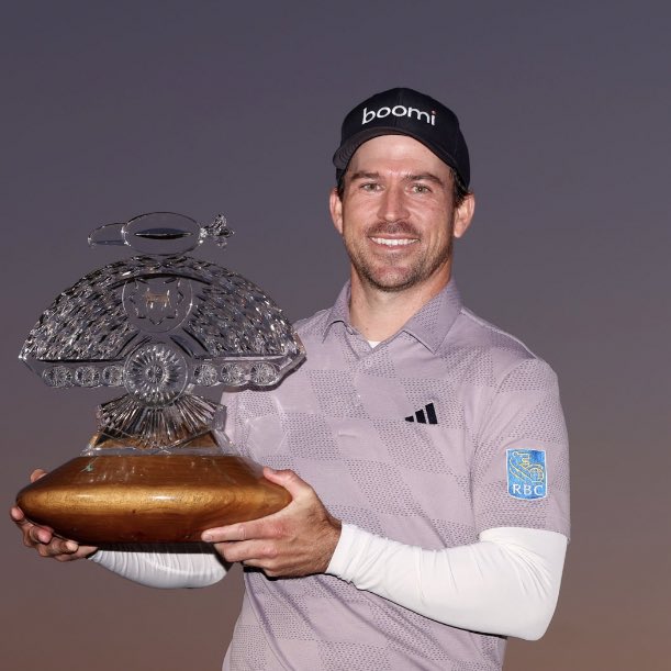 kclairerogers's tweet image. Huge Sunday for the Taylors