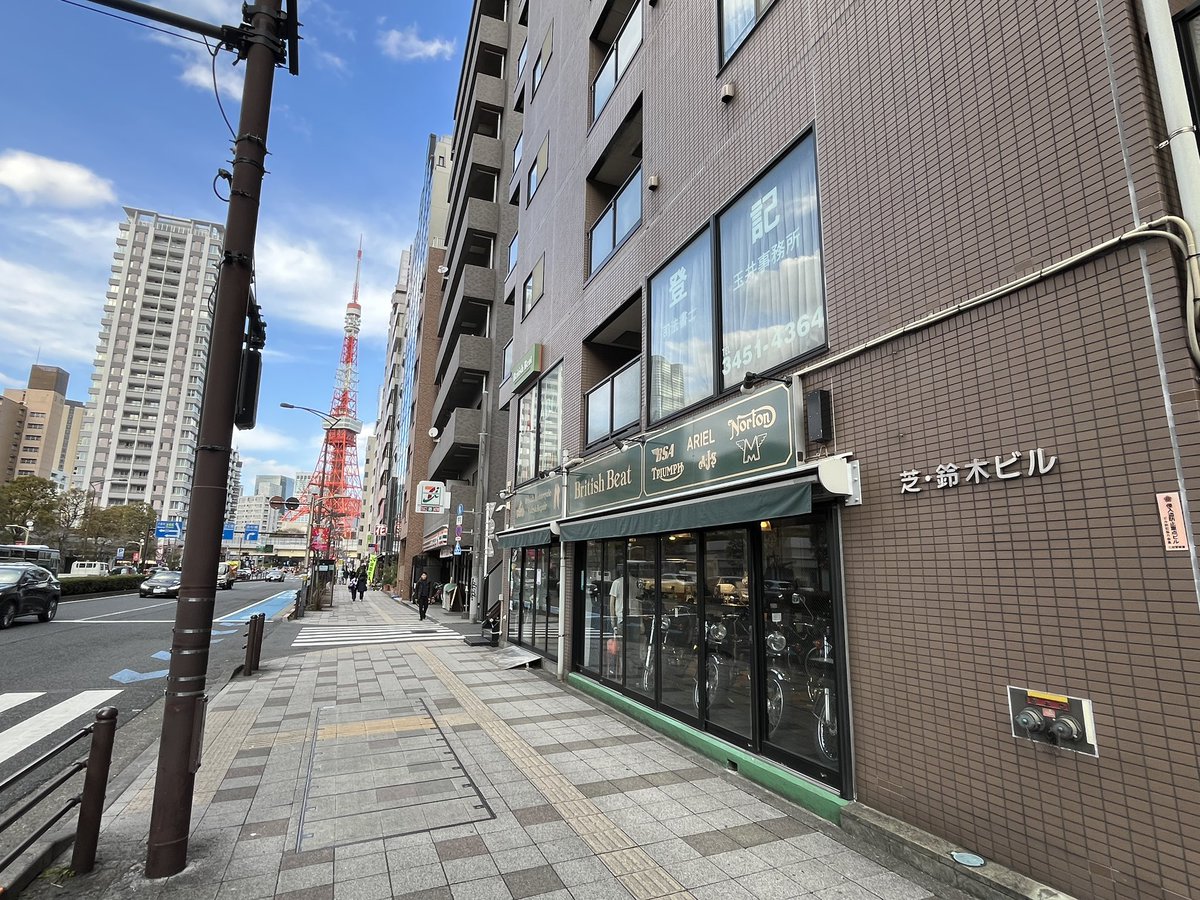 kmegane59's tweet photo. 次は中覗きたい https://t.co/BKYvPeGvUK