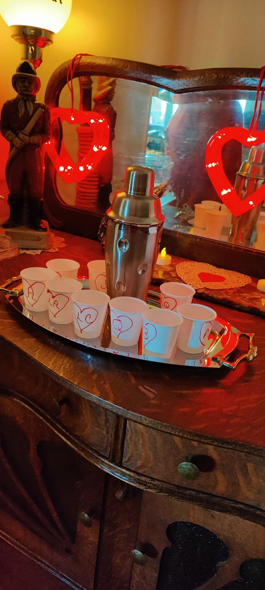 ALZustra's tweet photo. We did #TaylorSwift screen shot "shots" our count was 13 lol... way to go #Chiefs  #SuperBowl2024 champs. (I'm glad I took the night off from work lol) https://t.co/4kpLWkeV5g