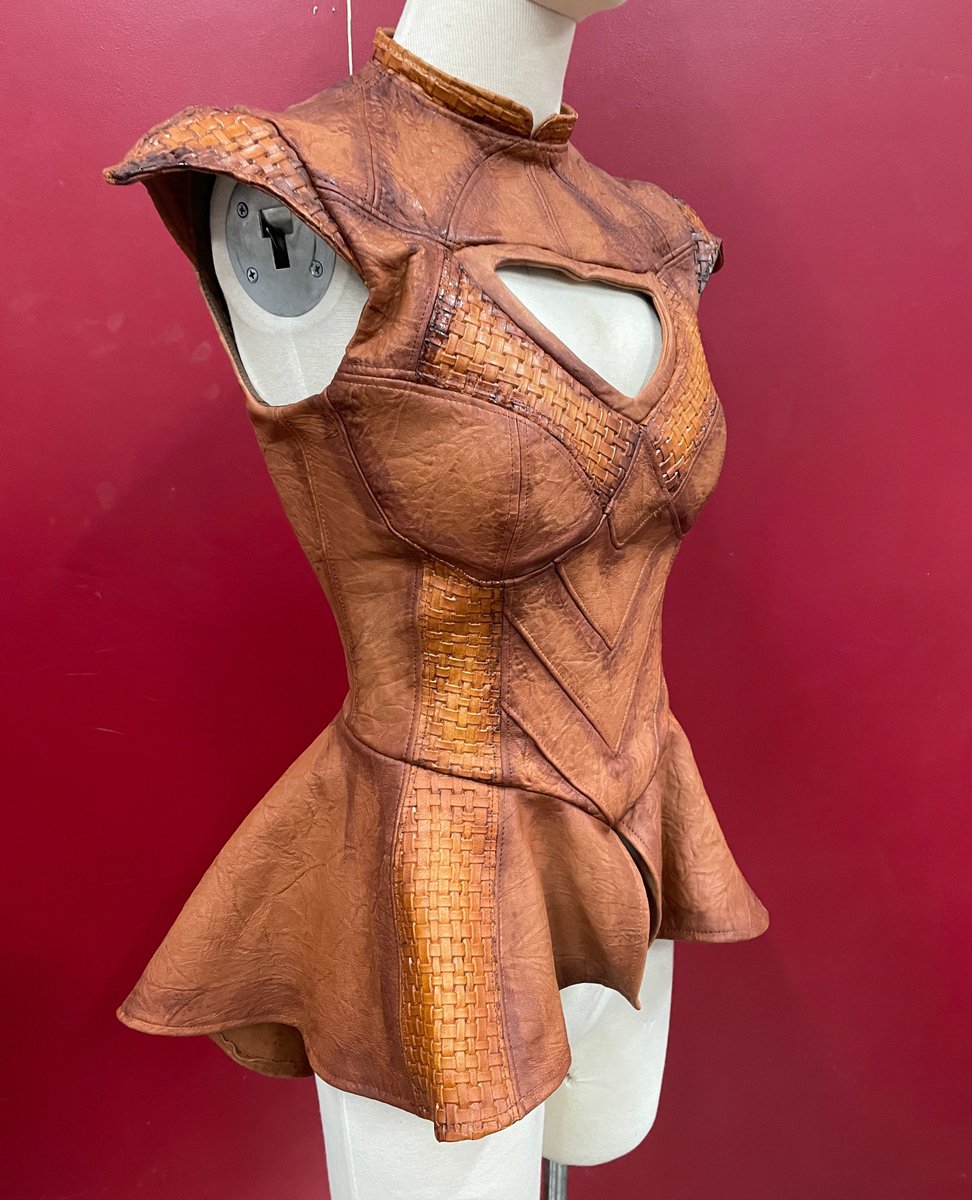 Here's a closeup shot of the Dragon Rider look for <a href="/plazadeaubrey/">saved</a> for the @mountaindew #SuperBowlcommercial . I designed and created this beautiful piece from textured lamb leather and hand-painted the detail shadowing. So happy with how it all turned out! 
#superbowl