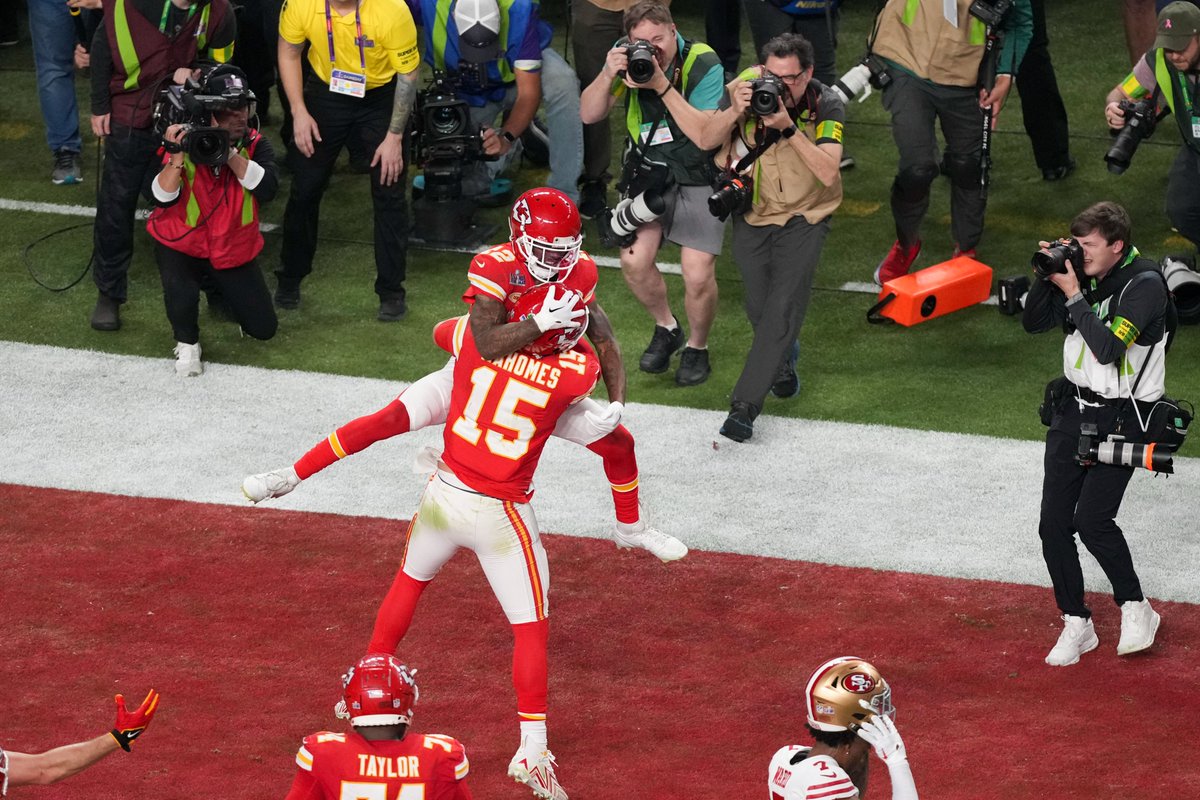 NFL's tweet photo. The evolution of a game-winning TD #SBLVIII https://t.co/xcZTWRqKpA
