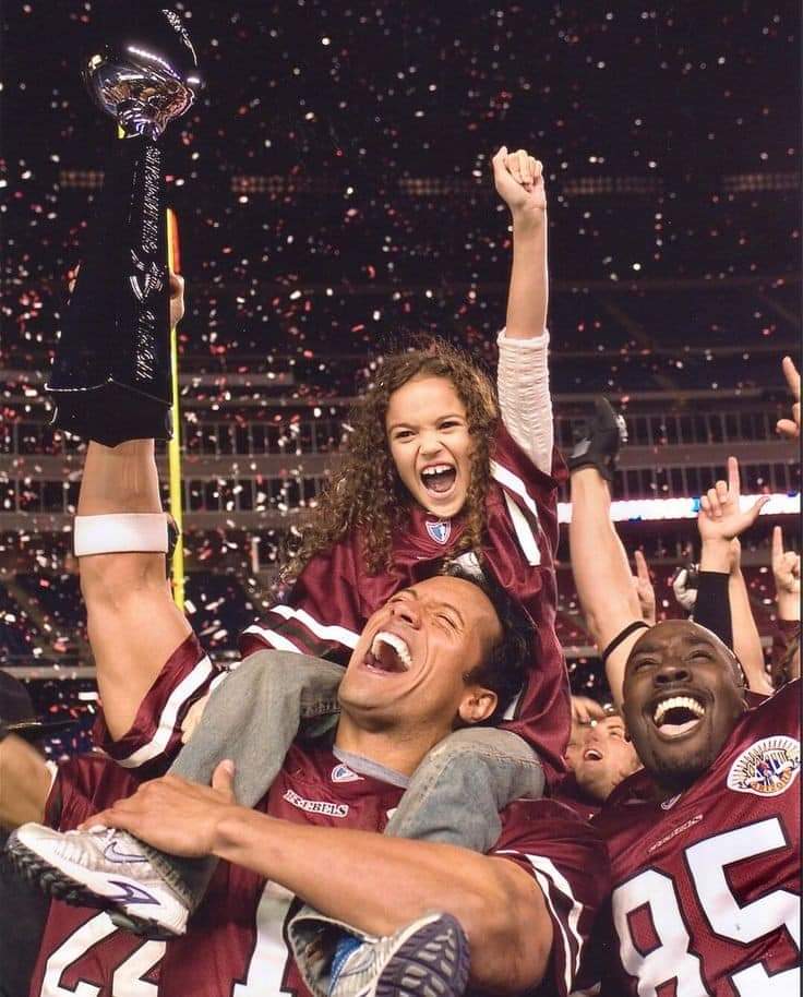 mariansusset's tweet photo. cómo que no sé nada de fútbol americano y el #SuperBowl2024 ?? si crecí viendo esto https://t.co/9kGrcxm5qg