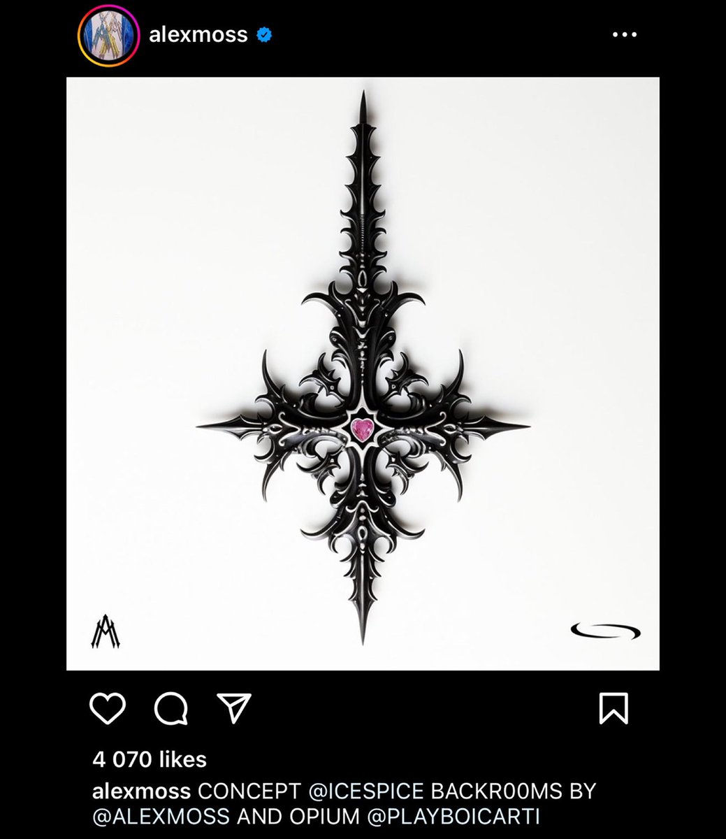 Kurrco's tweet photo. Ice Spice spotted wearing a new chain designed by Alex Moss &amp; Opium / Playboi Carti 💎 https://t.co/BySbqg71SW