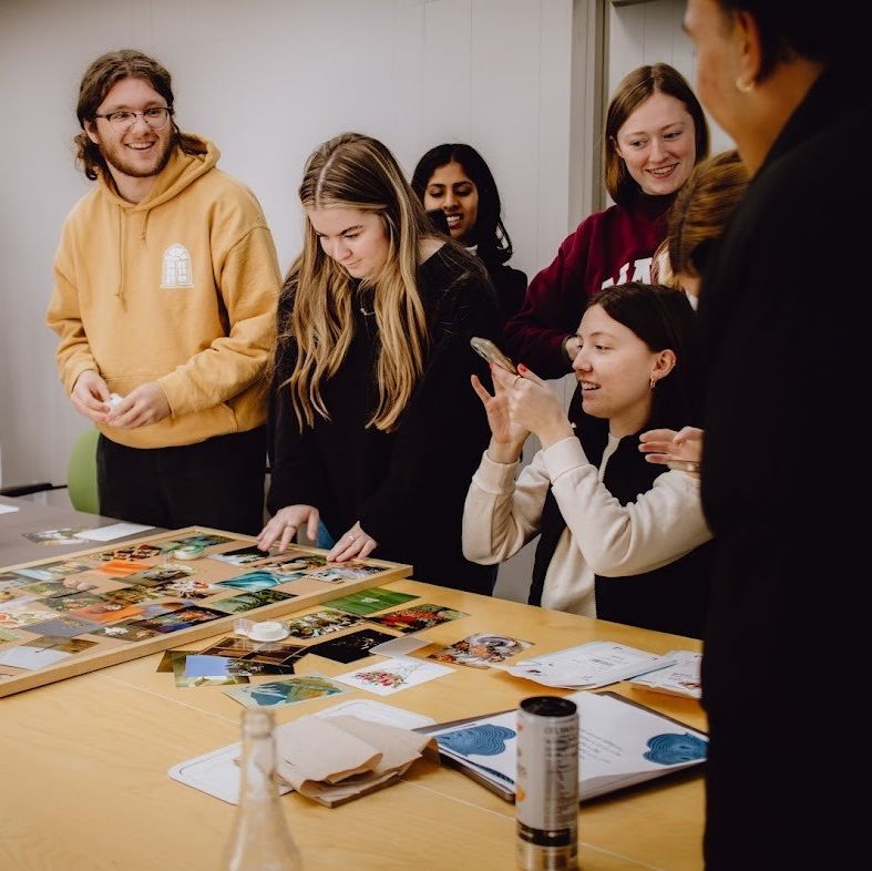 LeeUCommArts1's tweet photo. 📚✨ Lee University Student Media Retreat: Where the power of pixels meets the art of storytelling.⁠
⁠
🎤📰 Our communication students are not just a team; they're a vibrant community shaping the semester's narrative.
⁠
 #LeeMediaRetreat #Vindagua # Clarion #leeucommarts https://t.co/PUTKCmNWmh