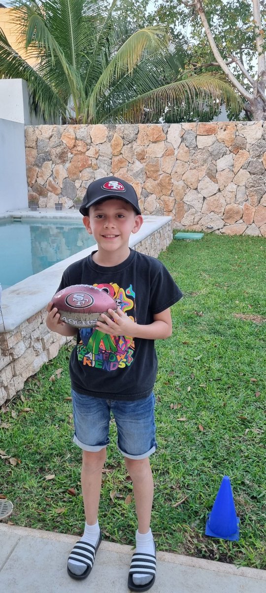 TORROELLA17's tweet photo. #SuperBowl2024 https://t.co/4qksXWhgdF