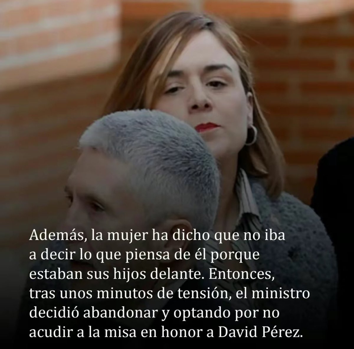 AmurasAmura's tweet photo. La mujer con más ovarios que todo el cuerpo de la GC y policía nacional, juntos 💪👍
A expulsado a Marlaska de la capilla ardiente.
Era su despedida y nadie tiene derecho a ensuciarla
🥲 Que la tierra te sea leve. https://t.co/gvB0EWyvHS