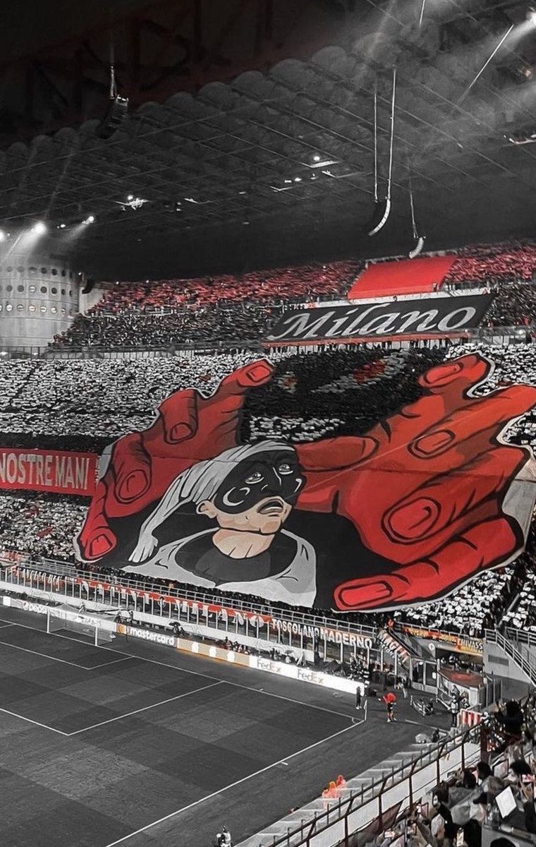 theMilanZone_'s tweet photo. Buonanotte❤️🖤 https://t.co/gVwdGljqRD