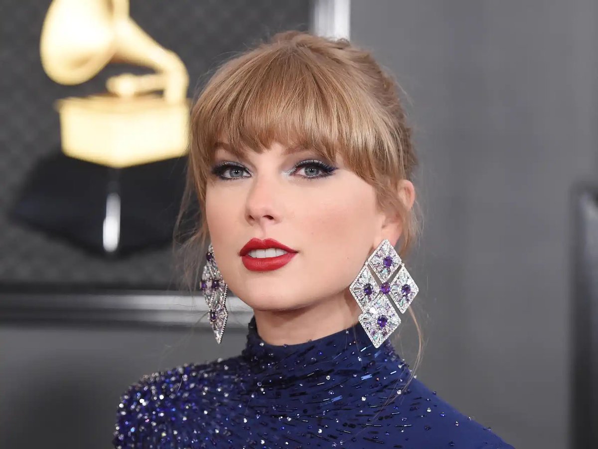BBM0rk's tweet photo. Cuando me preguntan si se algo de futbol americano para ver el superbowl 

Yo: obvio

(Lo que se) https://t.co/aJFx3gzxSS