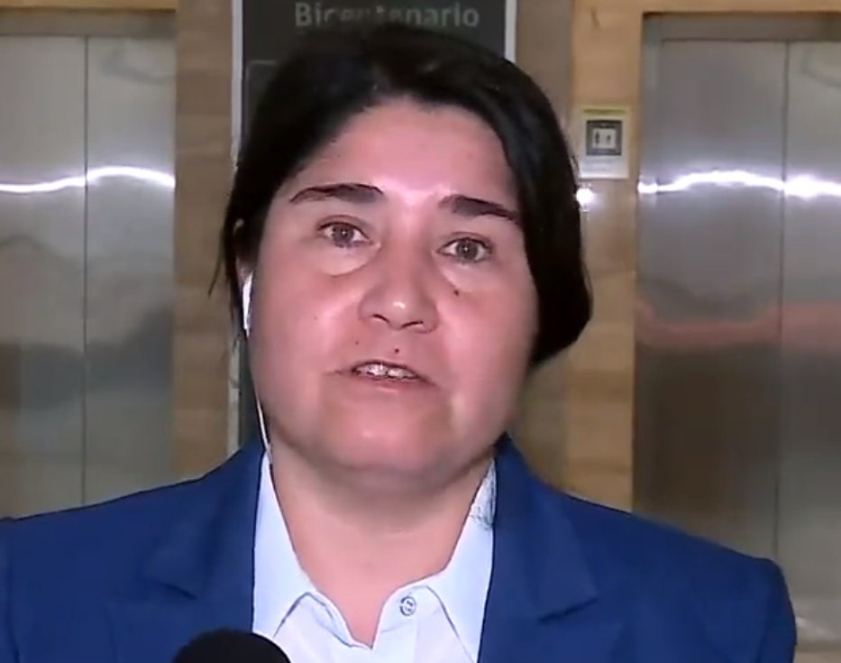 janojalitro's tweet photo. cuando renuncian estas INEPTAS?? https://t.co/N0D4llG0d7