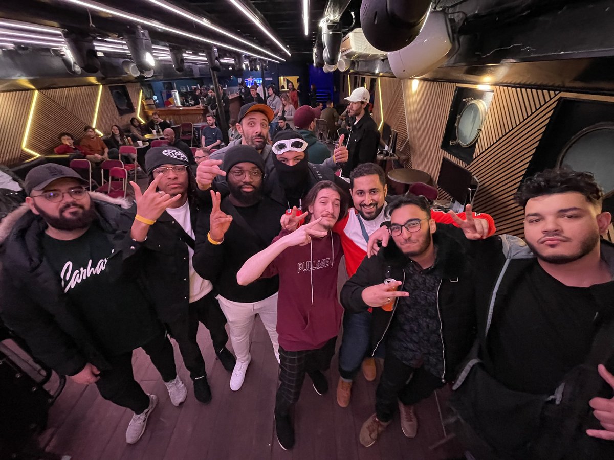 MaskeyyDaBeast tweet media