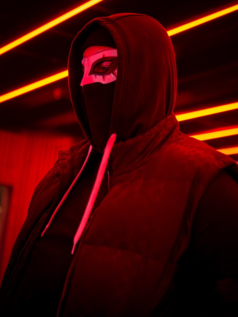 MaskeyyDaBeast tweet media