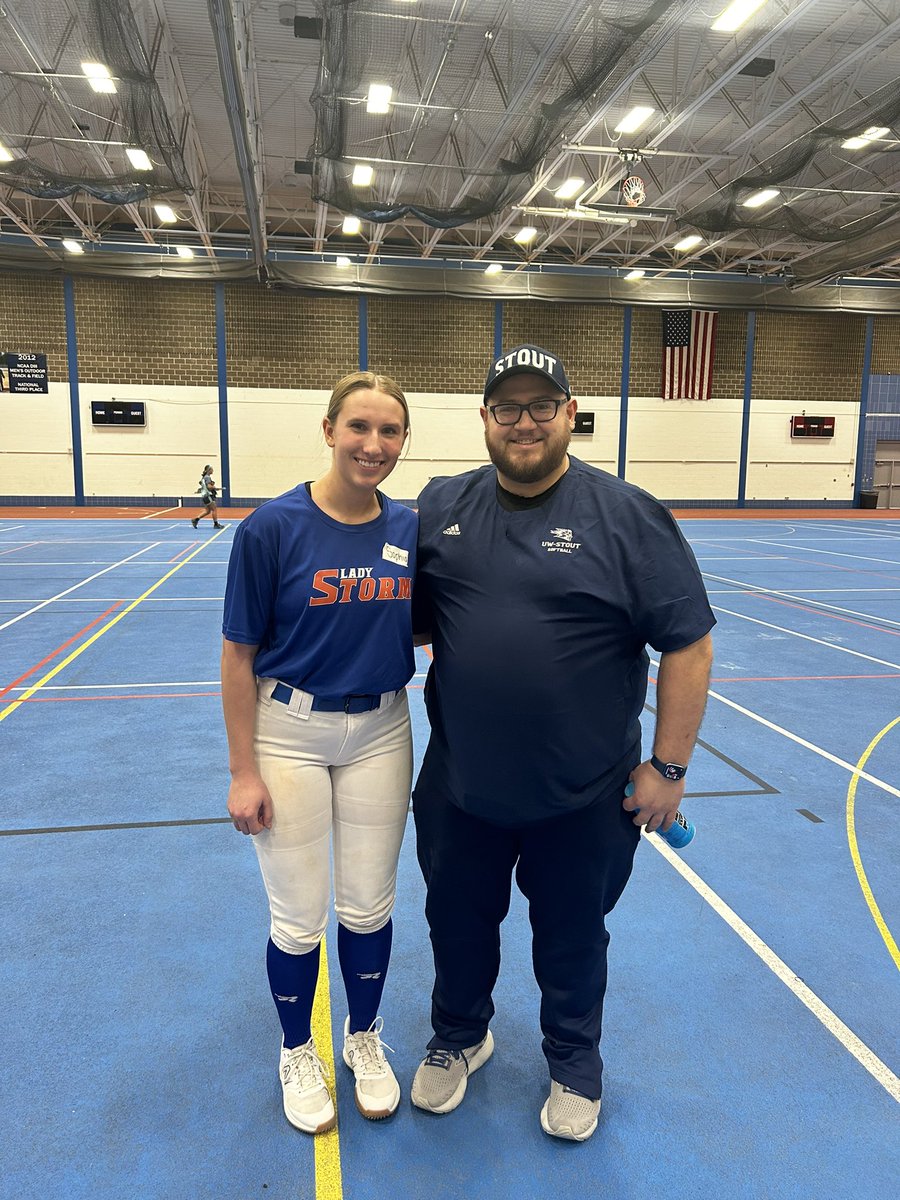 Another awesome camp today with @uwstoutsoftball Thanks to @coachchris_24, the other coaches, and the team for all the tips! I had so much fun!