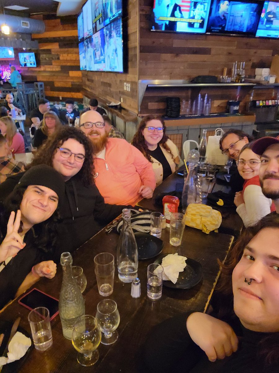 DevoutSholders's tweet photo. This weekend was beyond fun. My legs are dead, but it was so worth. https://t.co/gikpymrcxj