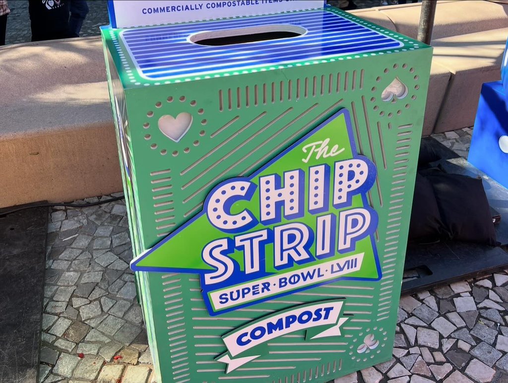 Scenes of #sustainability at the #SuperBowl! Always room for improvement and room to share efforts being made 🏈 #SBLVIII #zerowaste #compost #lasvegas #recycle #waste @NFLGreen @NFL @PepsiCo @Fritolay @Doritos @Tostitos @brooklynbowl @BBowlVegas @SuperBowl2024X @SuperBowl