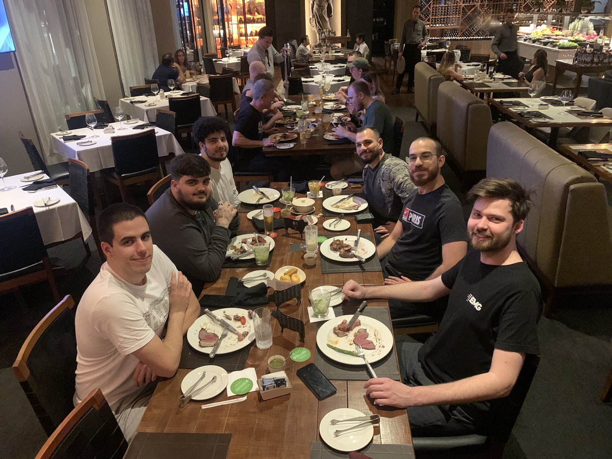 Fogo de chão com os gringos ✅