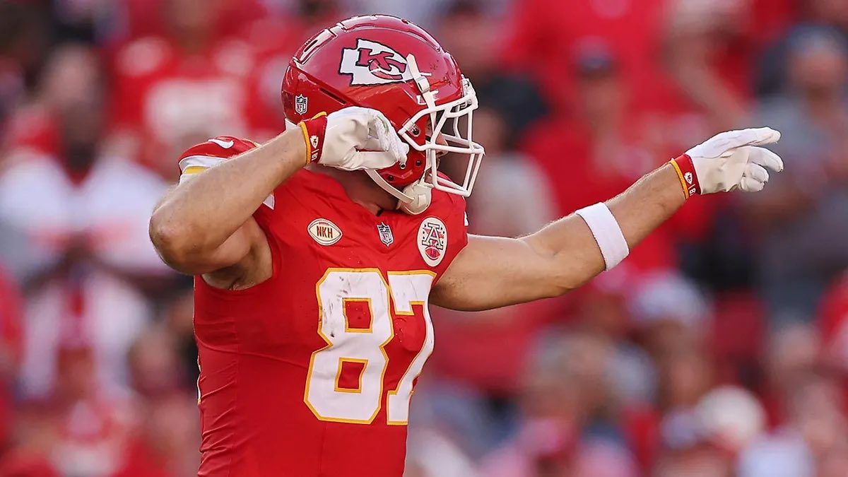 unitybyjabril's tweet photo. A champion has to be #fear_less.
#GoChiefs #SuperBowl #SuperBowl2024 #SuperBowlLVII
https://t.co/FTMkFZm9Ub https://t.co/rxvgE0Py1D