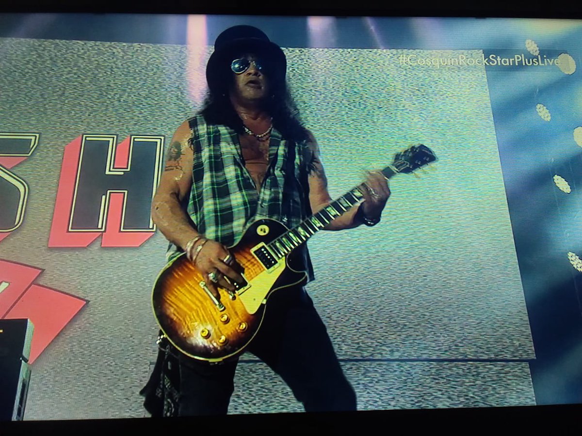 Por tu talento, calidad, pasión, entrega, por tu magia, por todo lo que atravesaste, por ser un icono en la historia del Rock, pero sobre todo por tu humildad, siempre vas a ser el mejor guitarrista del mundo para mí 🔥🎸 Slash🔥 Elegido🔥 #CosquinRockStarPlusLive
