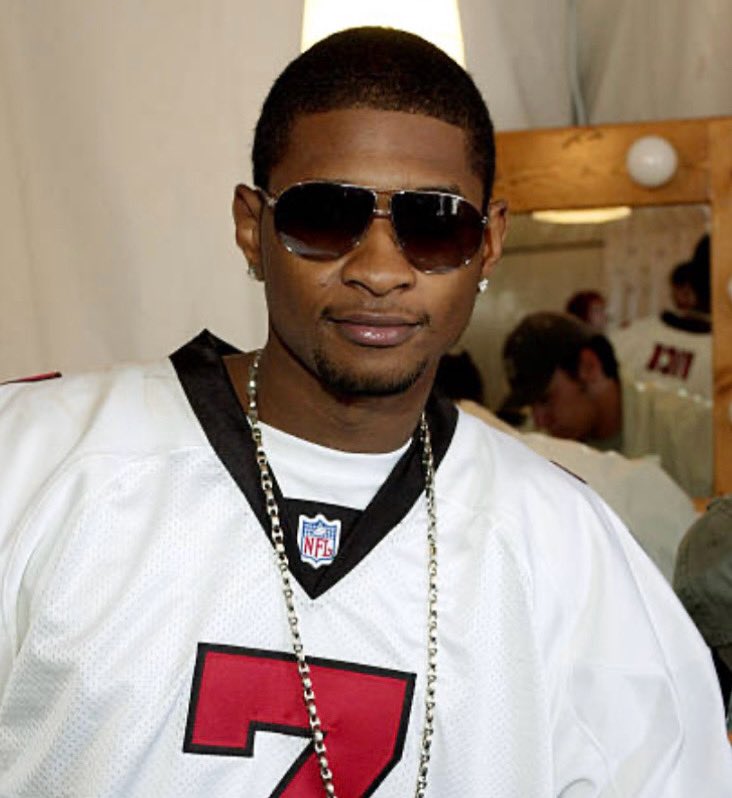 BackstageCreations tweet media