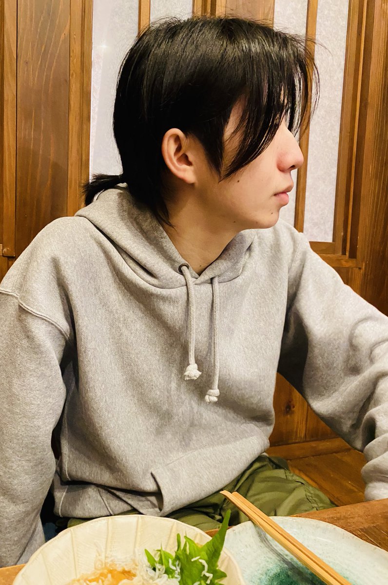 年明けたら！って言ってたのに
気づいたらもう2月中旬。。

今日の夜21時から
久々に配信します🫡
多分インスタだと思われます！

髪長すぎてる