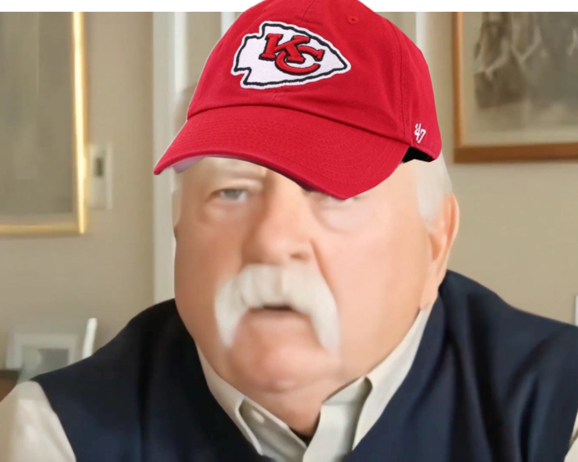 I can't be the only one thinking it