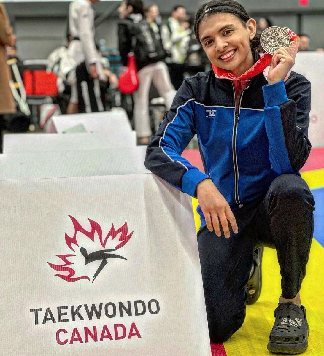 atletasmxof's tweet photo. 🚨 Con el pie derecho inició su temporada internacional la taekwondoín mexicana Fabiola Villegas @fabiolavm04, al obtener la medalla de bronce 🥉 en el Abierto de Canadá 🇨🇦, realizado en Vancouver, dentro de la categoría olímpica de -57 kgs femenil, donde busca fogueo y mayor experiencia. 
 
 📰👉 https://t.co/Cysgjg0rHz

#taekwondo #tkd #noticias #prensa #sportsmarketing #sponsors #mexico #atletasmx