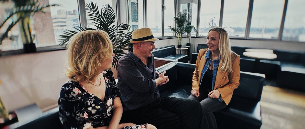 mangotangomovie's tweet photo. Great shoot yesterday as host and writer for our Hyperion ensemble project! Thank you Bruno and Marina for flying in from Italy! #Stuart Young, director and producer, HyperionEnsembleLive #OnCameraHost #Writer #StuartYoung #ShadowplayEnterprises #BrunoFiorentini, #marinakiseleva https://t.co/Wd7fT3UGFy