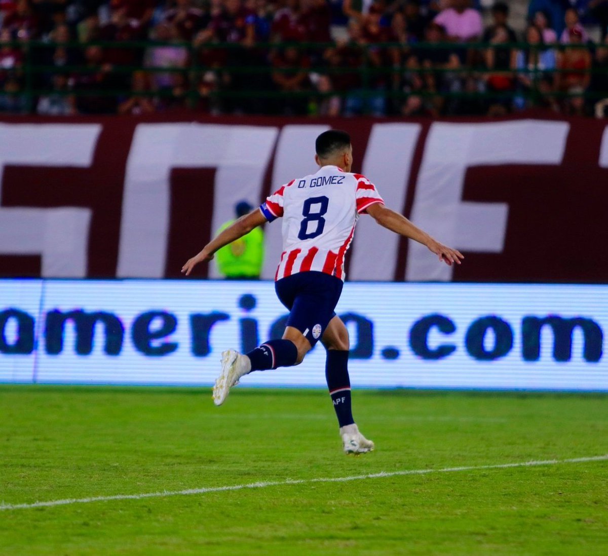 PAPÁ DE ENDRICK
PAPÁ DE BARCO
PAPÁ DE MARTÍNEZ

DIEGO GÓMEZ, GRACIAS 🇵🇾🙏