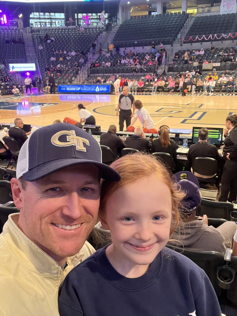 MattClaytor's tweet photo. Grace Ann and I doubled up on basketball and softball today. It was a great day! Go Jackets! @GTWBB @GaTechSoftball https://t.co/vFSkbZPWGB