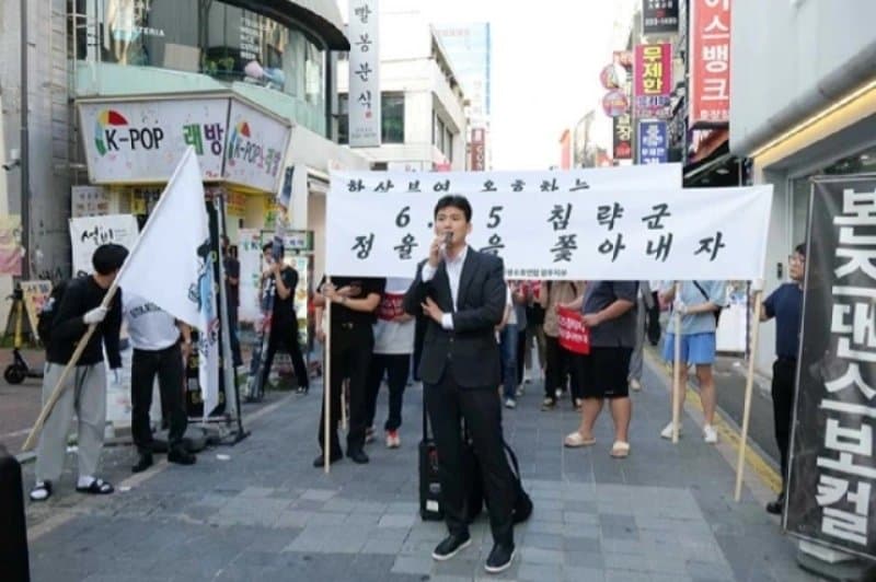 이승만을 좋아하든 싫어하든(물론 나는 전자) 총선때까지 보수집결엔 너무나 호재인데ㅇㅇ건국전쟁흥행돌풍일으키길
우리당 후보들이 건국전쟁보는거 너무나 당연한것, 좌빠쪽 영화들 흥행해서 범죄당이 코인을 얼마나 빨았는데요

이원석총장님은 서울의봄봤으니 건국전쟁꼭보셔야하고요 <a href="/spo_kr/">대검찰청</a>