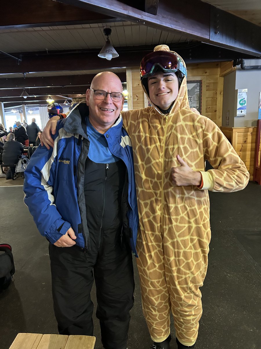 Christopher Sullivan tweet media