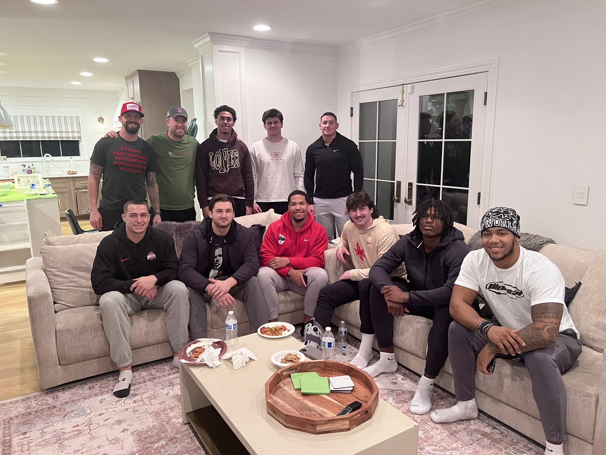 JLaurinaitis55's tweet photo. BUCKEYES!!! Sacred Brotherhood!!! https://t.co/T7Z1575fzQ