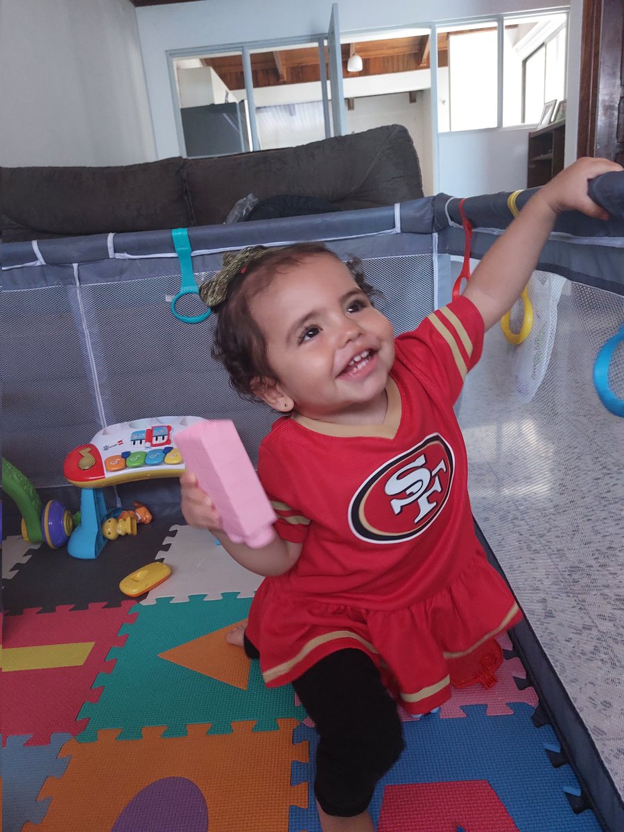 ehibyma's tweet photo. @gcanterom Aquí somos 49ers fans 😅 https://t.co/IjBxHKtb55