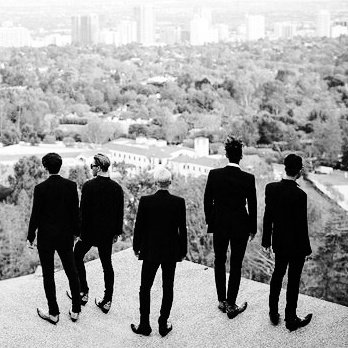 8KLIFE's tweet photo. Nobody came close to this era 🖤🤍 https://t.co/xlkA3WcRY3
